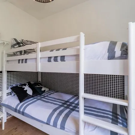 Beautiful Holiday In With Garden 別荘 *